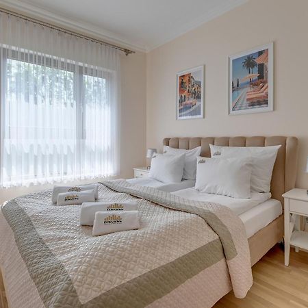 Morenova By Downtown Apartments Гданьск Экстерьер фото